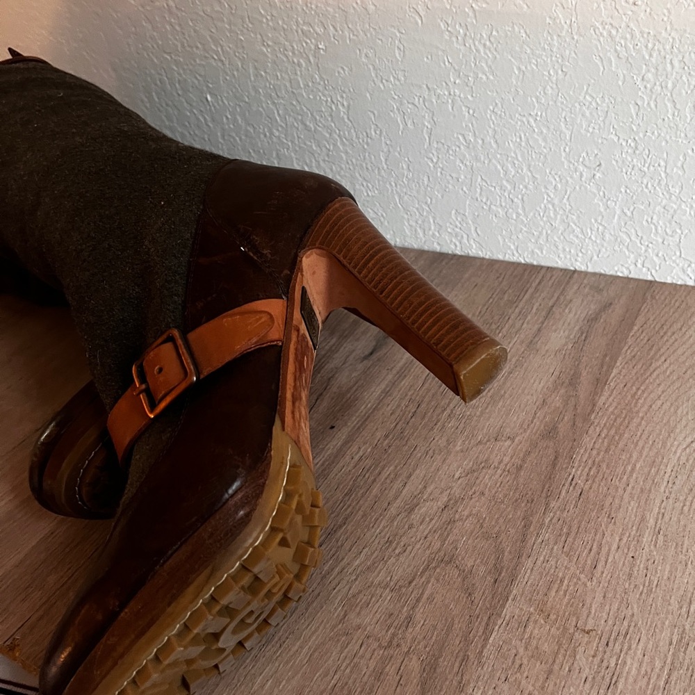 Ugg Collection Aniela Leather Wool high heeled boots - Picture 13 of 15